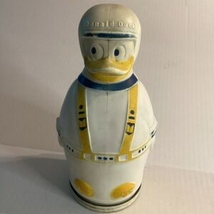 1966 Nabisco Puppets cereal Donald Duck astronaut plastic bank